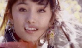 大龄村花爆料视频,视频爆料背后的真实人生
