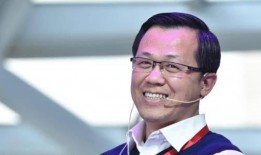 卓伟最新爆料易烊千玺,卓伟独家爆料，神秘女友身份引热议